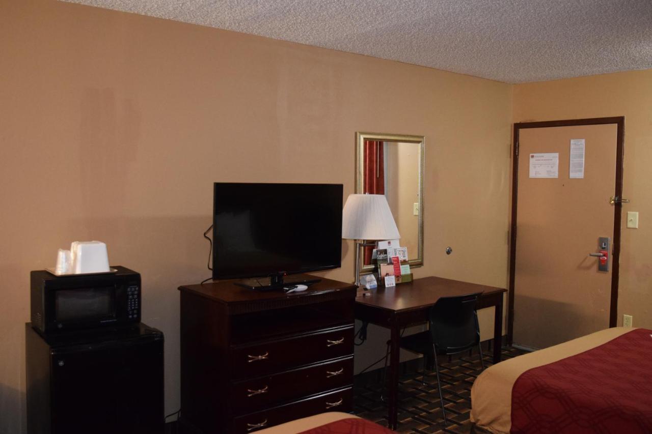 Econo Lodge Richburg Екстер'єр фото