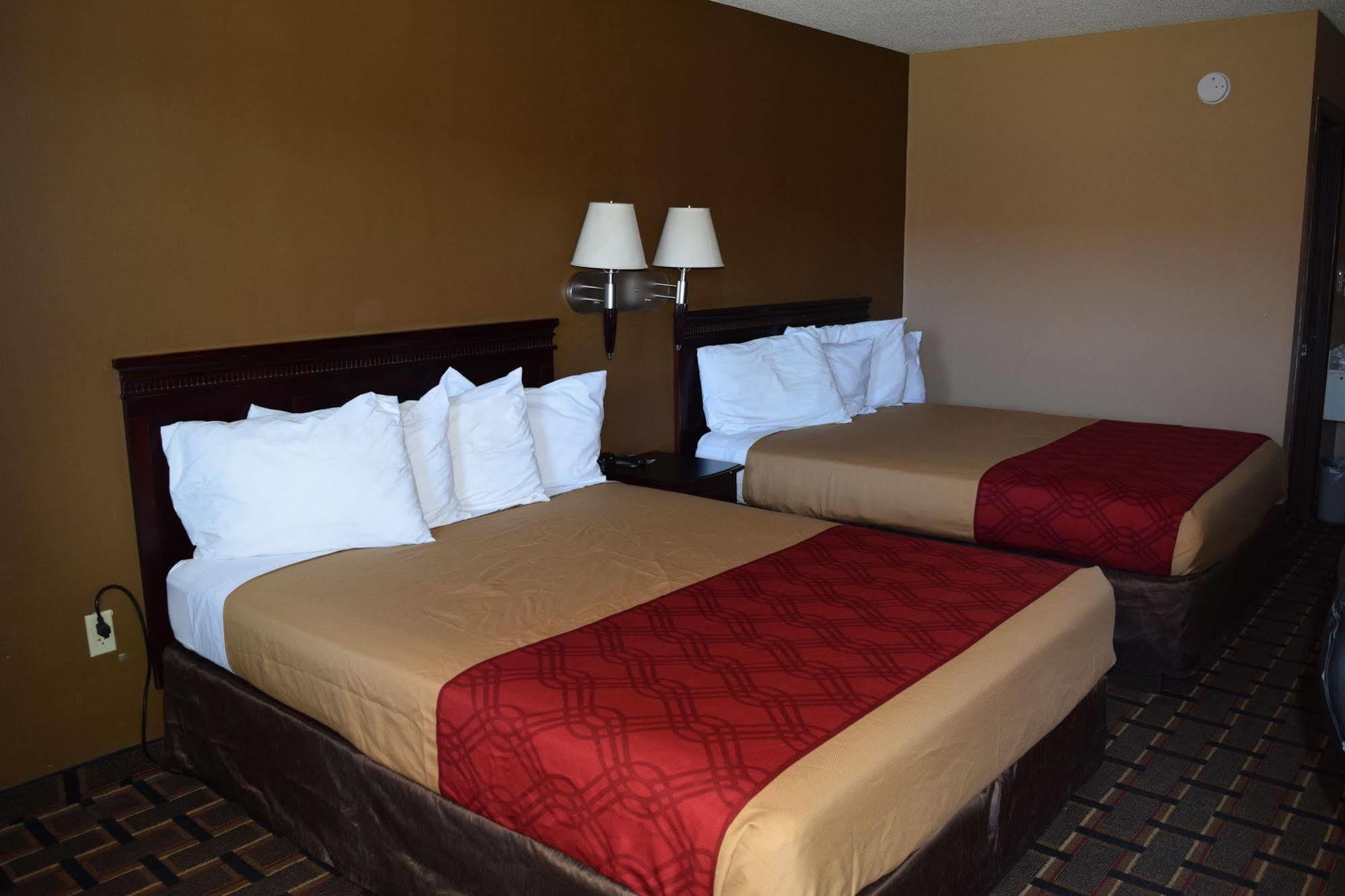 Econo Lodge Richburg Екстер'єр фото